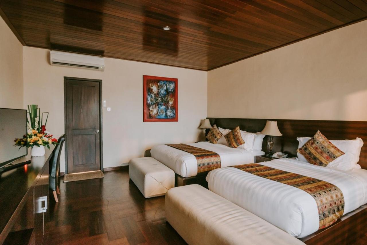 Arthur Suites By Mahavilas Kuta Lombok Extérieur photo