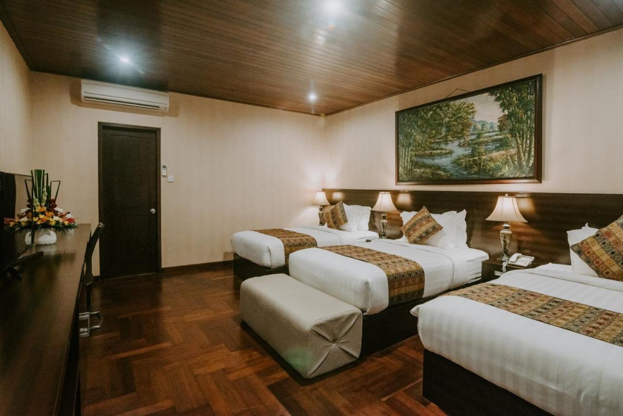 Arthur Suites By Mahavilas Kuta Lombok Extérieur photo