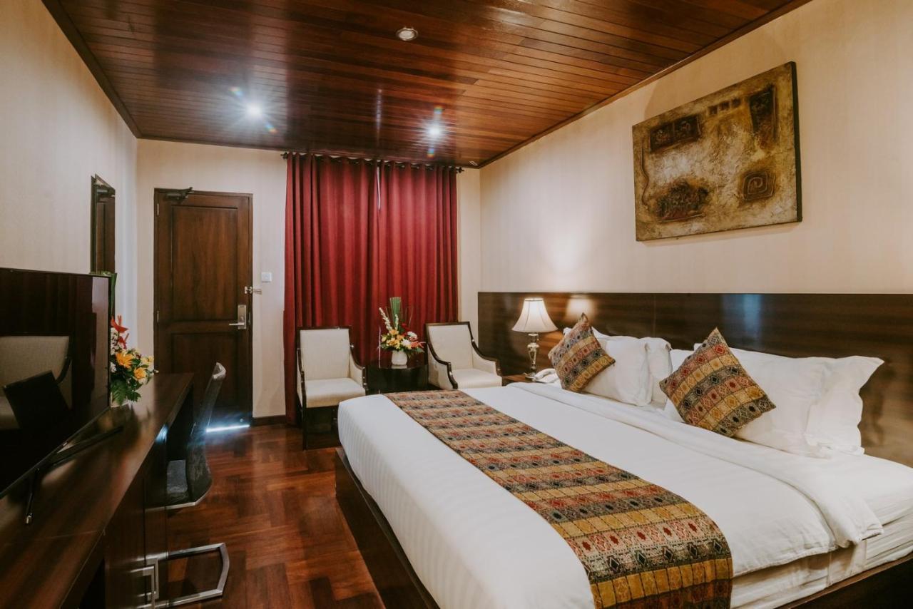 Arthur Suites By Mahavilas Kuta Lombok Extérieur photo
